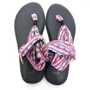 Sanuk Black and Multicolor Women's Sandals 10